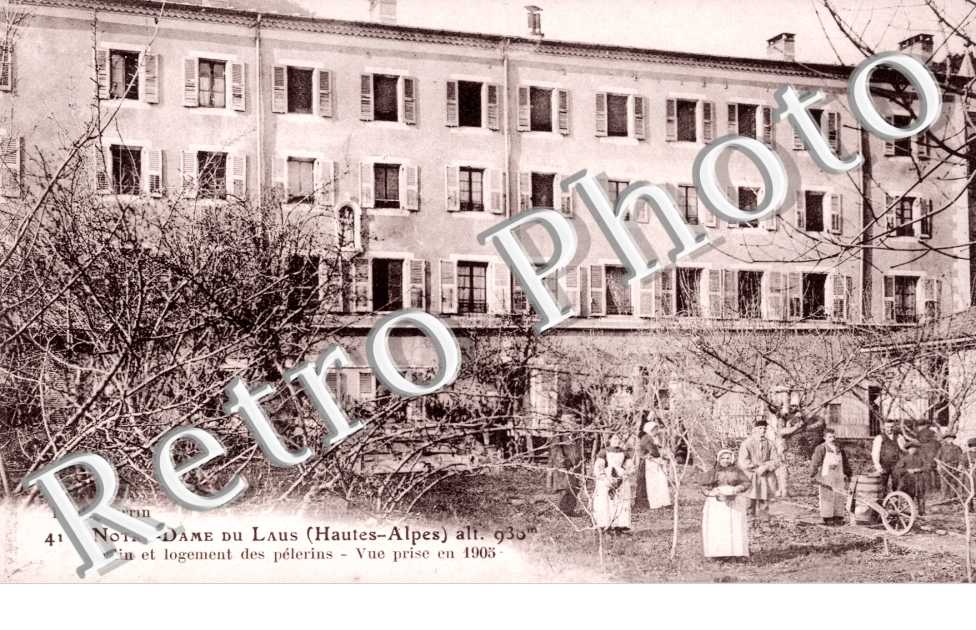 Notre-Dame du Laus - jardin et logement des pelerins