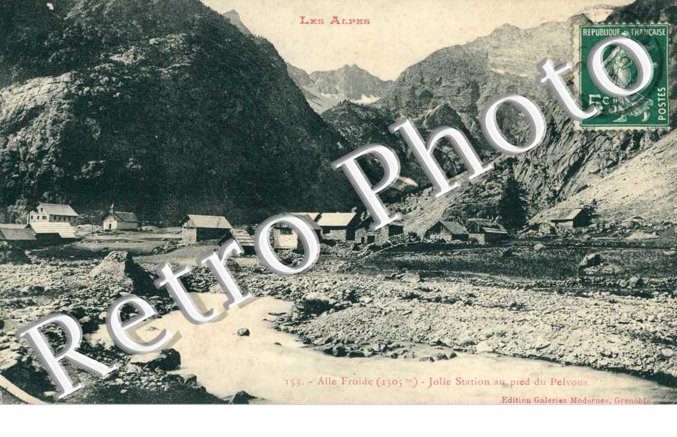 Jolie station au pied du pelvoux -  d'Ailefroide