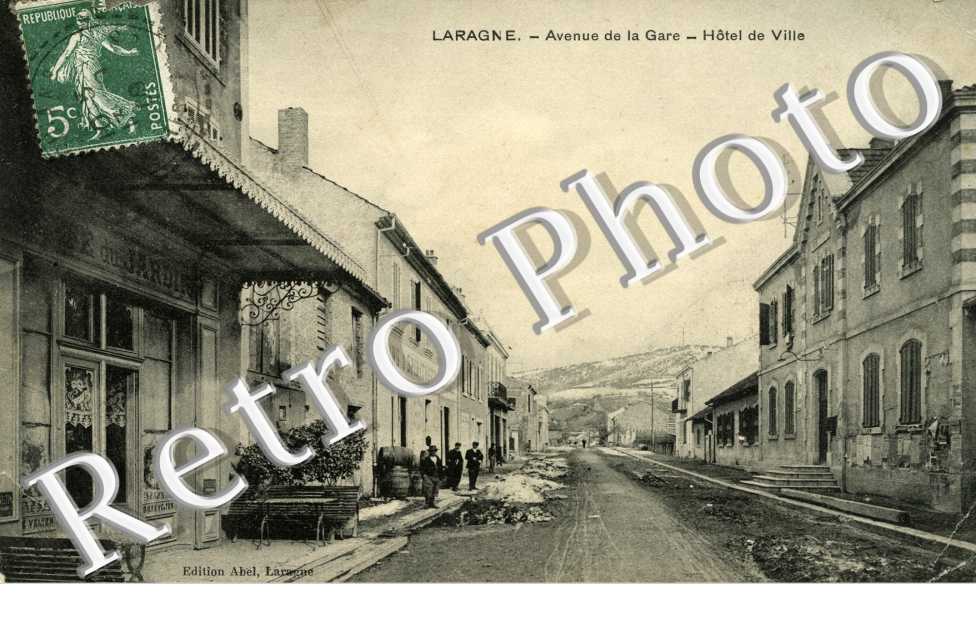 Avenue de la gare - hotel de ville
