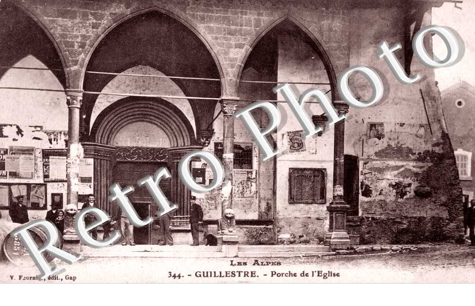 Porche de l'Eglise