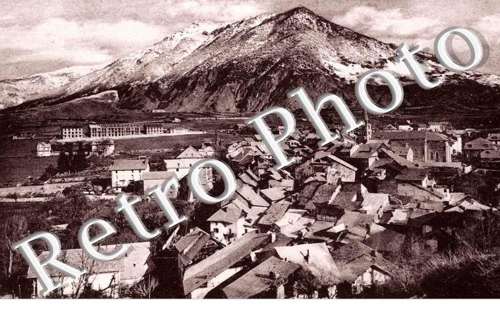 vue generale et le Pic d'Eygliers