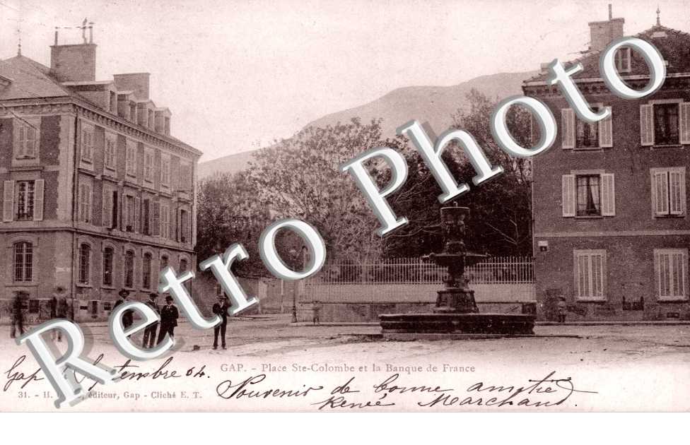 Place Sainte-Colombe et Banque de France
