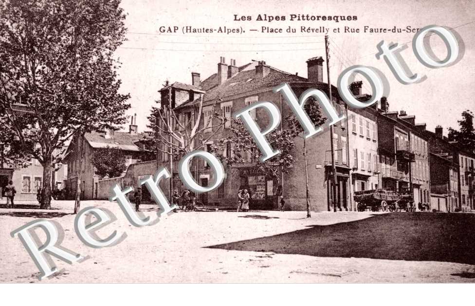 Place du Revelly et Rue Faure-du-Serre