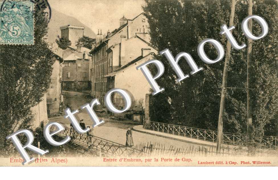 Entree par la Porte de Gap