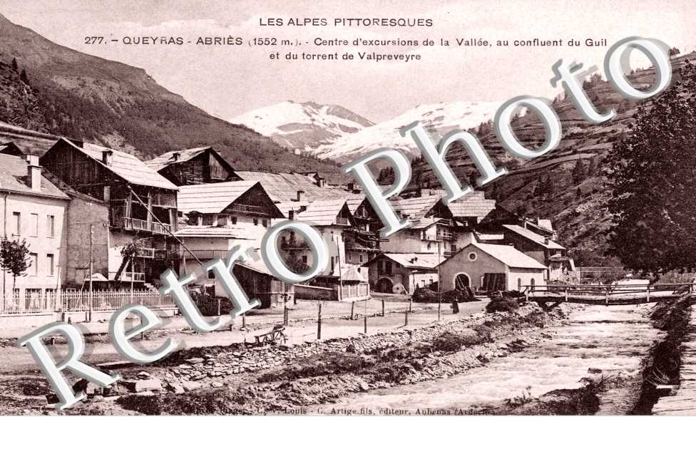 Centre d'Excursions de la Vallee, au confluent du Guil et du Torrent de Valpreveyre