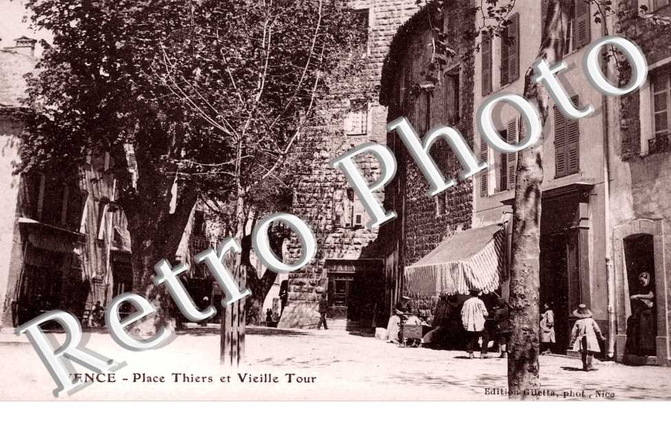 place Thiers et vieille tour