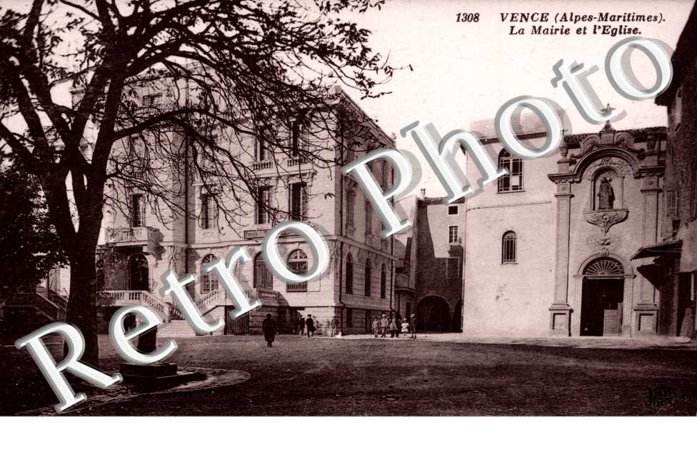 la Mairie et l'Eglise