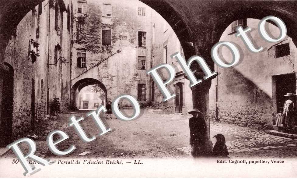 Portail de l'ancien eveche