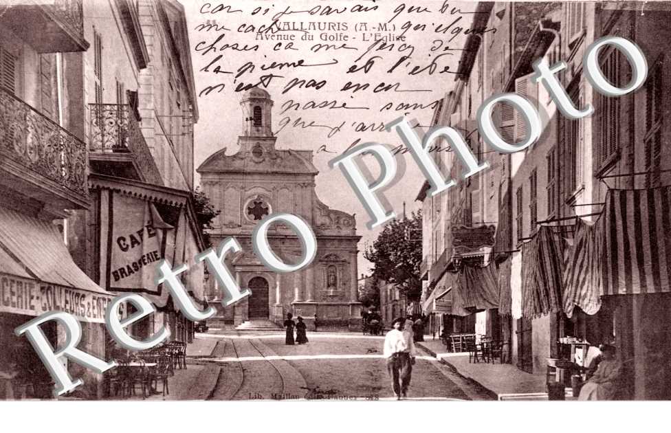 Avenue du golfe et eglise