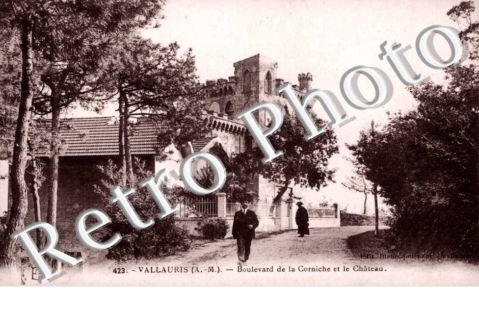 Boulevard de la Corniche et le chateau