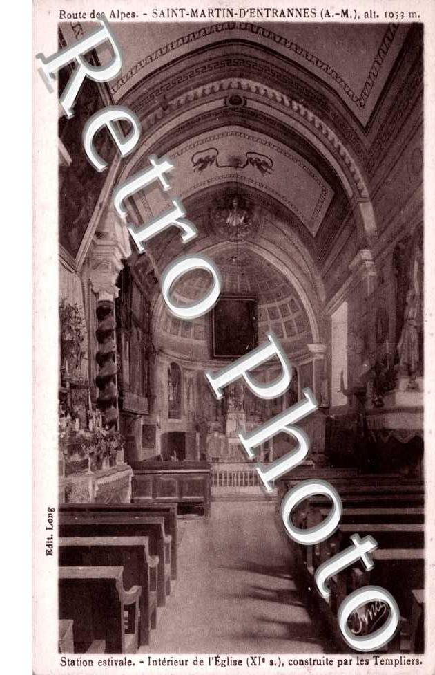 Station estivale - interieur de l'eglise
