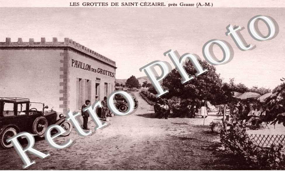 Le Pavillon d'Entree des Grottes