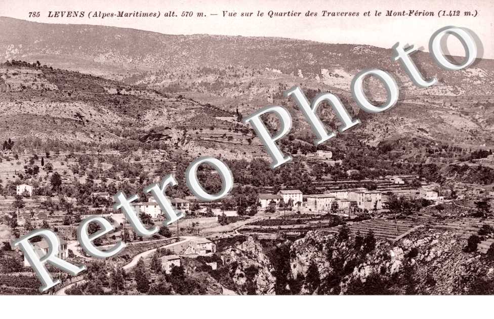 Vue sur le quartier des traverses et le Mont Ferion