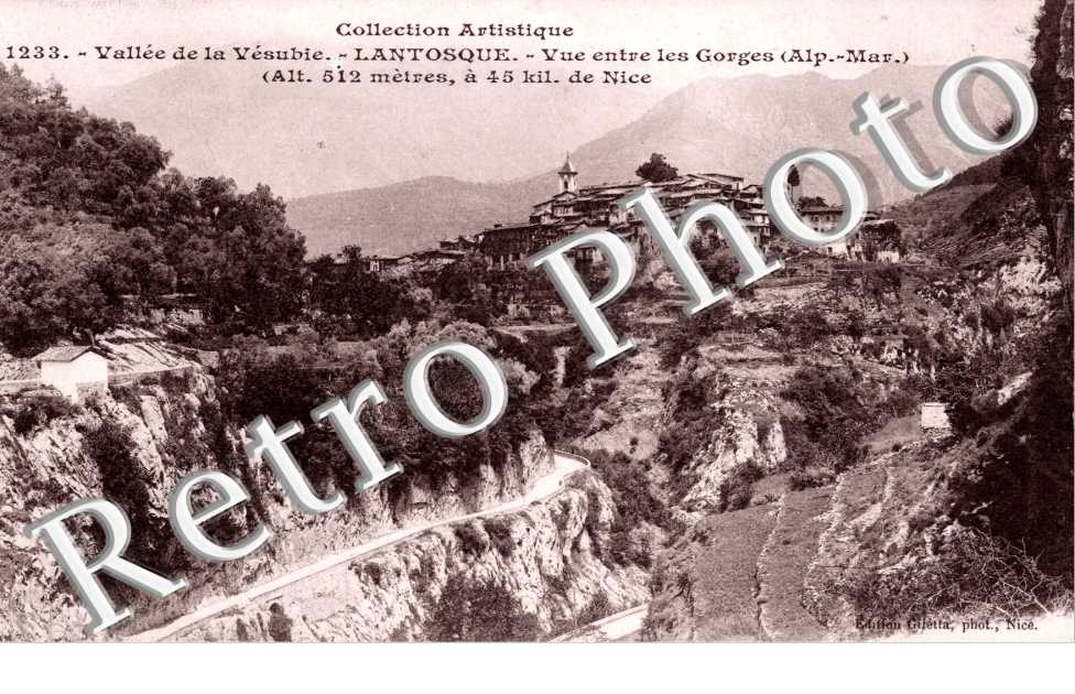 Vue entre les gorges