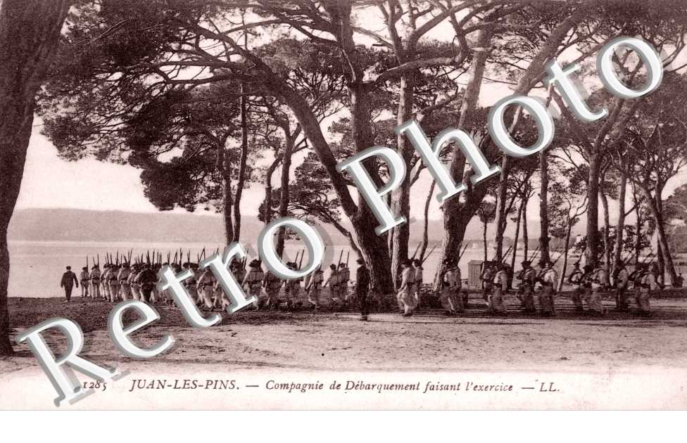 Compagnie de debarquement faisant l'exercice