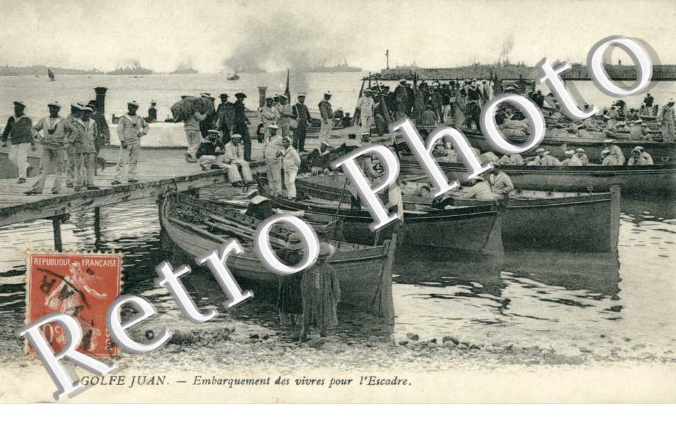 Embarquement des vivres pour l'Escadre