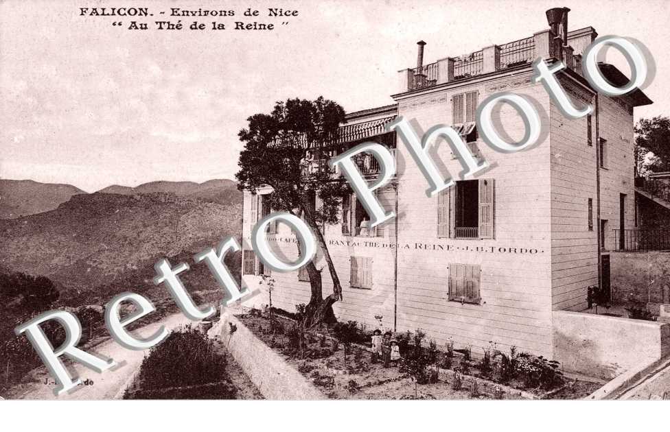 " Au The de la Reine"