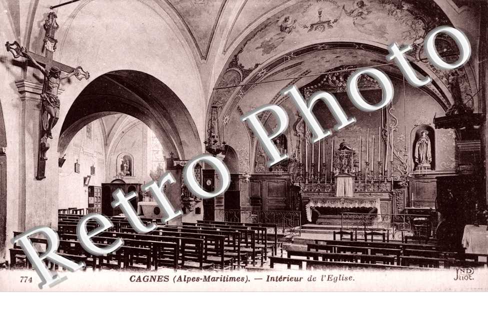 Interieur de l'Eglise