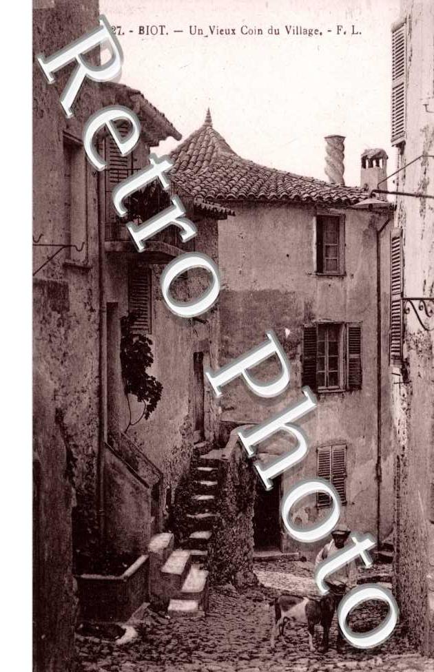 Un Vieux Coin du Village