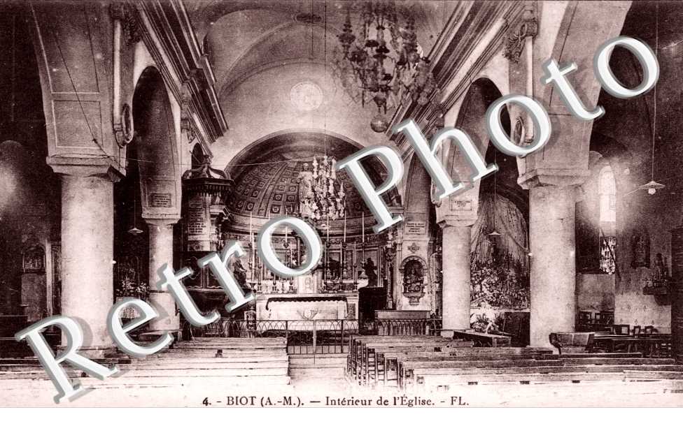 Interieur de l'Eglise