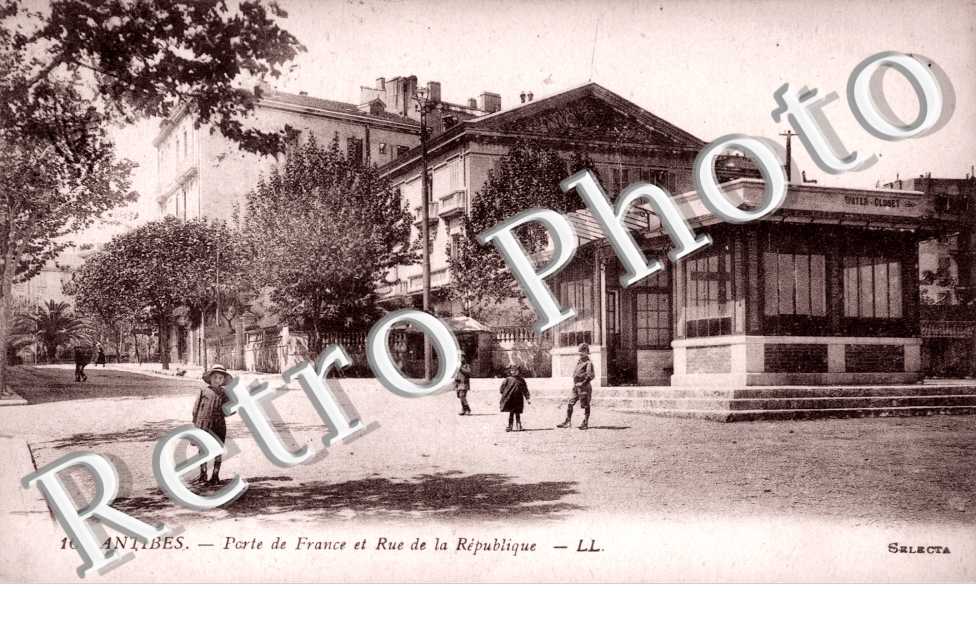 Porte de France et Rue de la Republique
