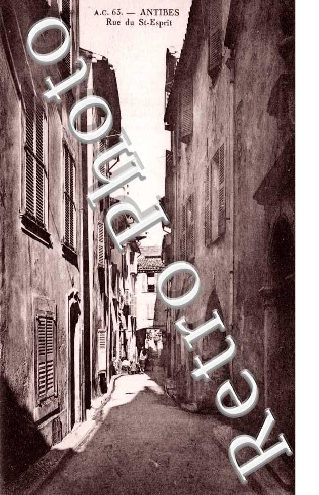 Rue du Saint Esprit
