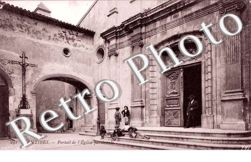 Portail de l'Eglise Paroissiale