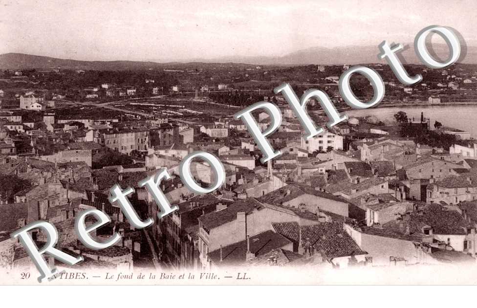 Le Fond de la Baie et la Ville