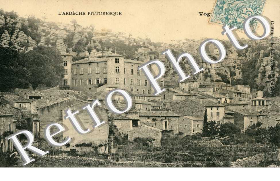 Le village et la riviere