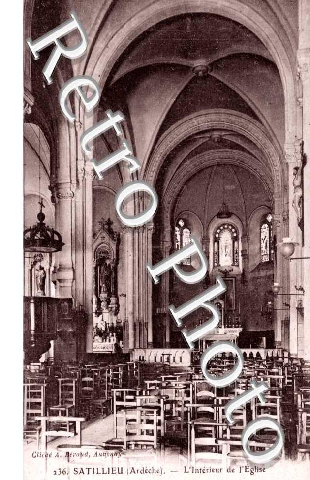 Interieur de l'Eglise