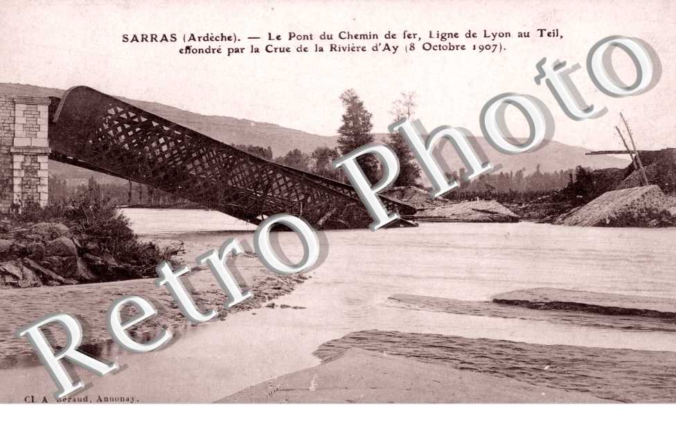 Effondrement du Pont du Chemin de Fer sur la Riviere d'Ay