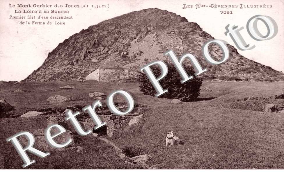 Le Mont Gerbier des Joncs La Loire a sa source