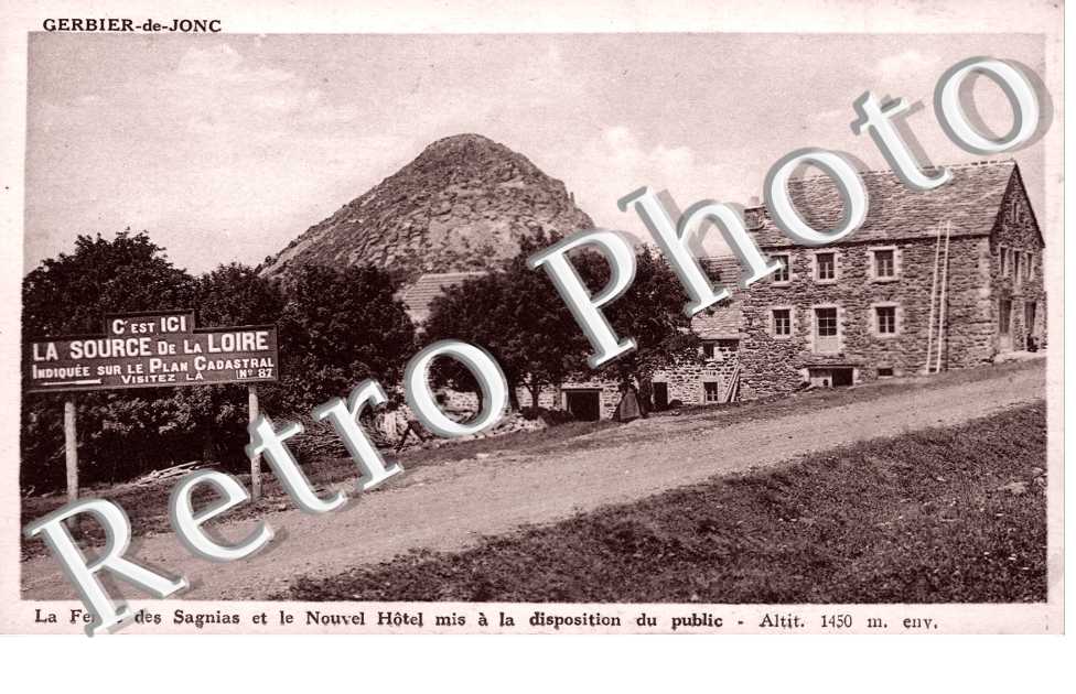 La ferme des Sagnias et le nouvel hotel