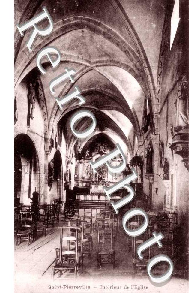 Interieur de l'eglise