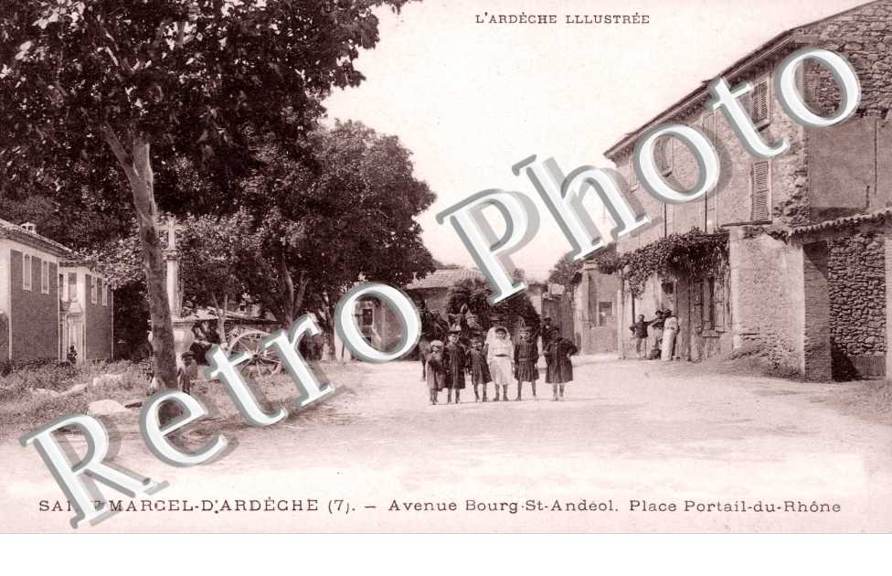 Avenue Bourg St Andeol, Place Portail du Rhone