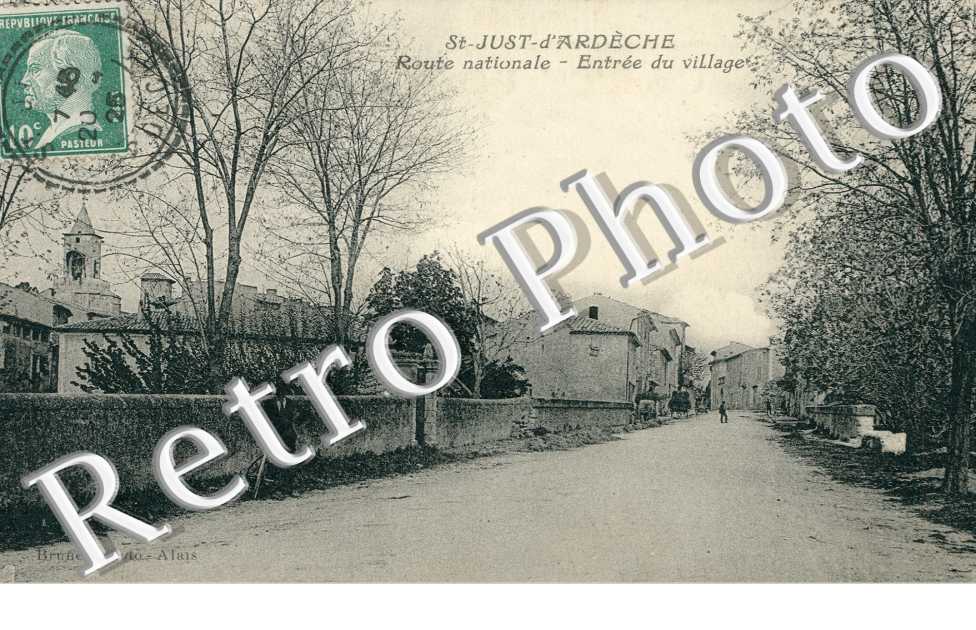 Route Nationale, Entree du Village