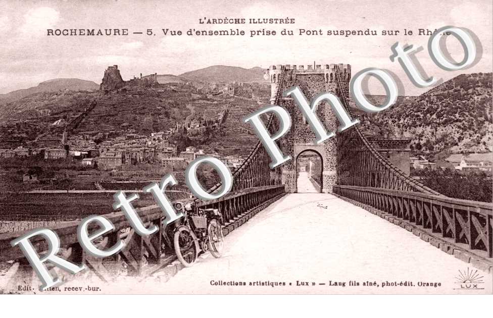 vue d'ensemble prise du Pont Suspendu