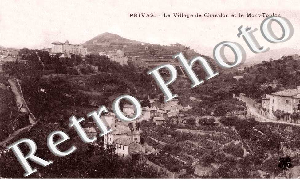 Village de Charalon et le Mont Toulon