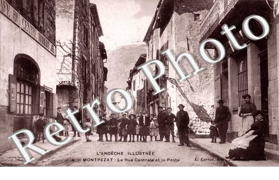 La Rue Centrale et la Poste