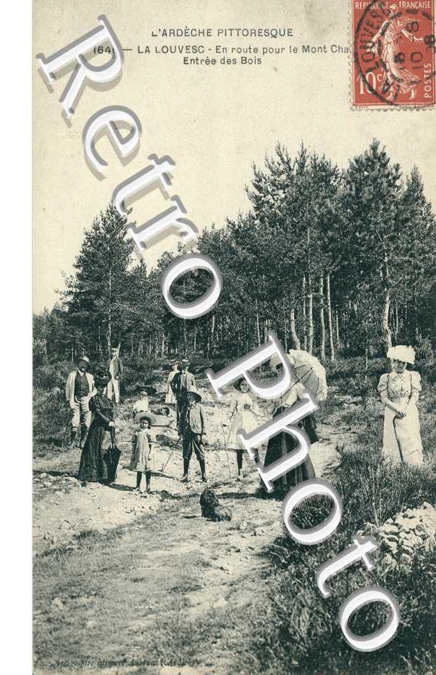 En route pour le Mont - entree des bois