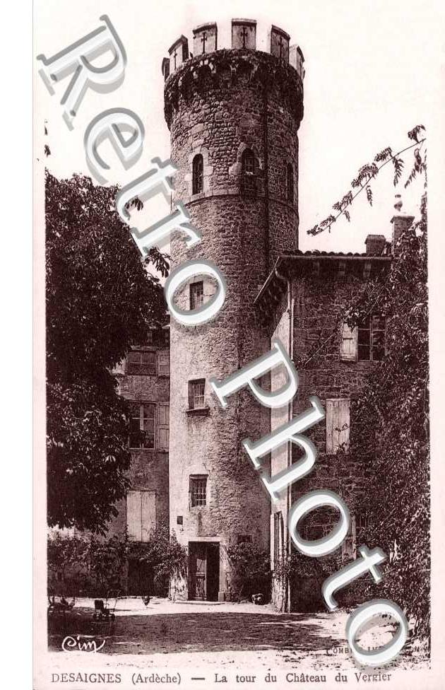 Tour du Chateau de Vergier