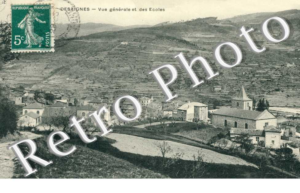 Vue generale et des ecoles