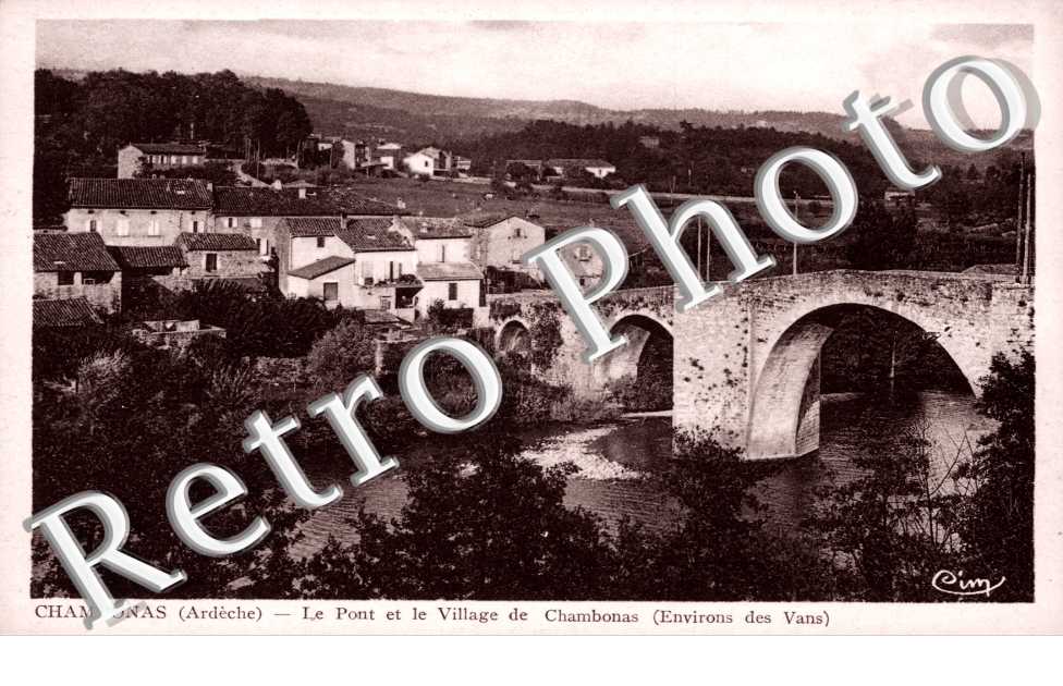 Le Pont et le village de Chambonas