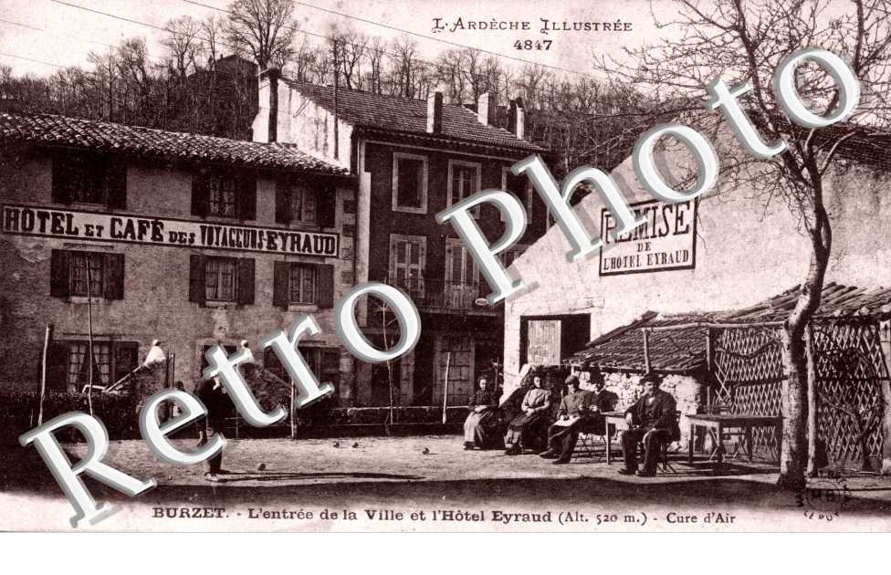 L'entree de la Ville et l'Hotel Eyraud - Cure d'Air