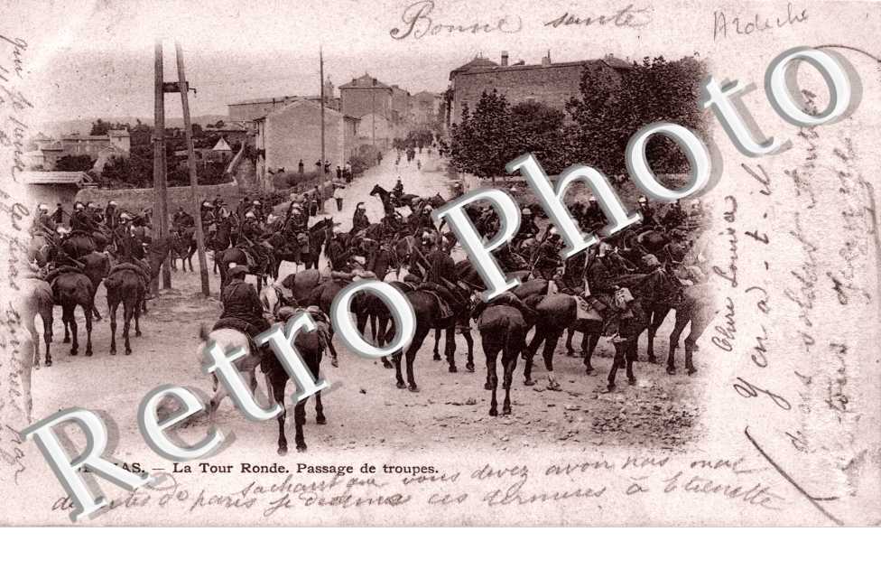 la Tour Ronde, passage des troupes