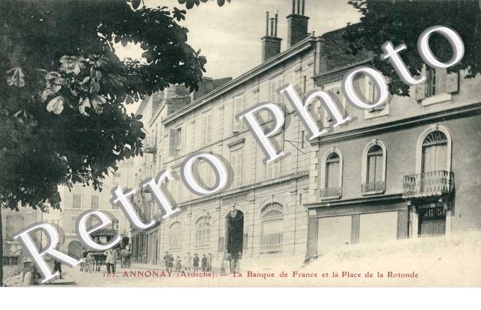 Banque de France et place de la Rotonde