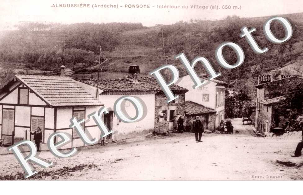 POnsoye  Interieur du village
