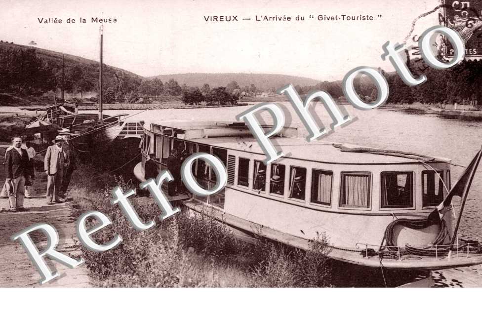 arrivee du Givet Touriste