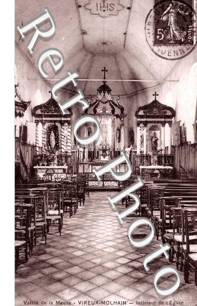 Interieur de l'eglise