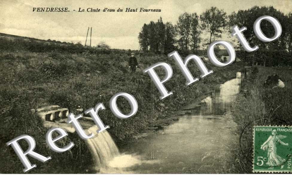 la chute d'eau du haut fourneau